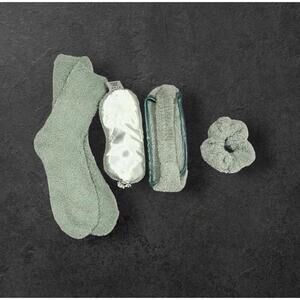 Gertex Womens Sleepwear Set Socks Scrunchie and Eye Mask Headband Seafoam Green